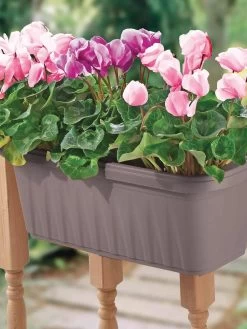 Adjustable Self-Watering Railing Planter, 24" -Gardenhaus Shop 8592173 02V tif