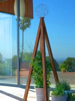 Akoris Garden Tuteur Sr. -Gardenhaus Shop 8600517 06V tif 1