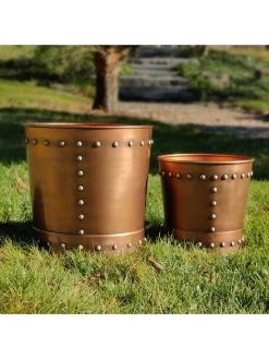 Riveted Planters, Set Of 2 -Gardenhaus Shop 8610032 05v