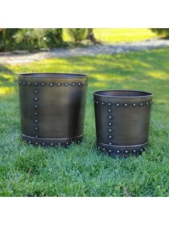 Riveted Planters, Set Of 2 -Gardenhaus Shop 8610081 01v