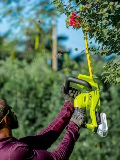 Sun Joe 24V-HT22-LTE 24-Volt ION+ Cordless Hedge Trimmer Kit | 22-Inch | W/ 2.0-Ah Battery And Charger -Gardenhaus Shop 8610657 08v