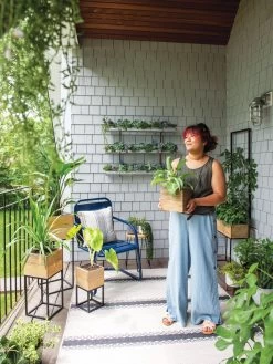 Tartu Elevated Square Planters -Gardenhaus Shop 8611005 016