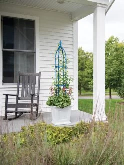 Fairfield Self-Watering Square Planter, 16” X 16” 16 Fairfield Self-Watering Square Planter, 16” X 16” -Gardenhaus Shop 8611695 0340 tif